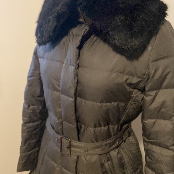 London fog heritage XS winter/fall jacket green/gray with faux fur and belt. - Picture 4 of 8